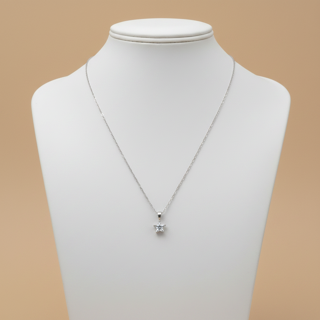 Collar ESTRELLA CRISTAL cadena plateada fina con dije de estrella de cristal